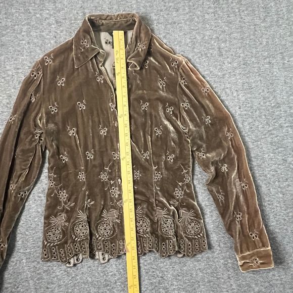 Vintage ECI Brown Velvet Floral Embroidered Eyelet Shirt Whimsigoth Fits Small - Picture 5 of 16